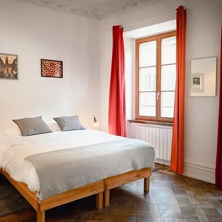 Appartement Rue Des Veaux - Quartier Cathedrale *